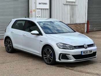 Used Volkswagen Golf 2018 for sale - 75338004: Photo