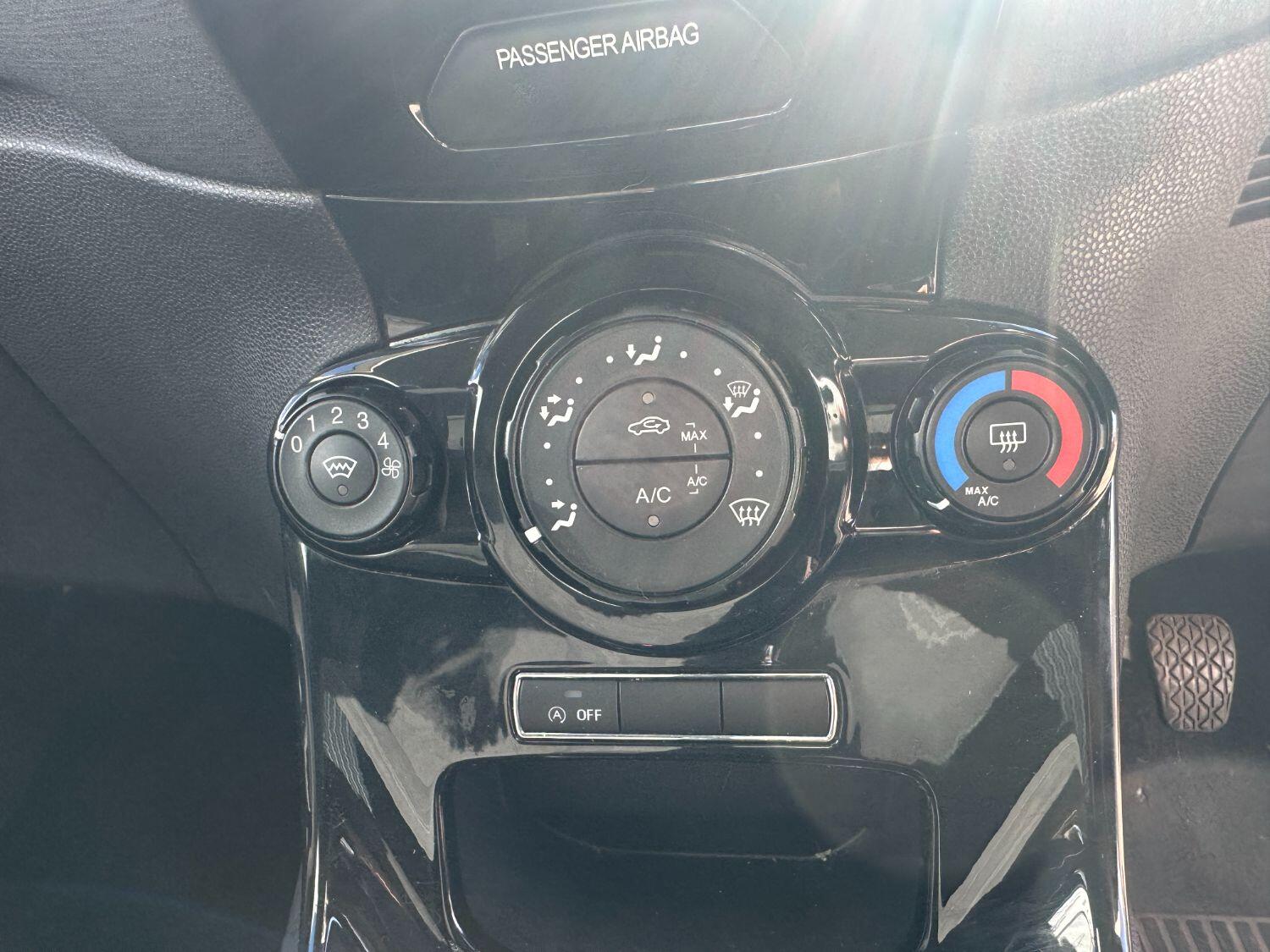 Used Ford Fiesta 2012 for sale - 76794190: Photo 16