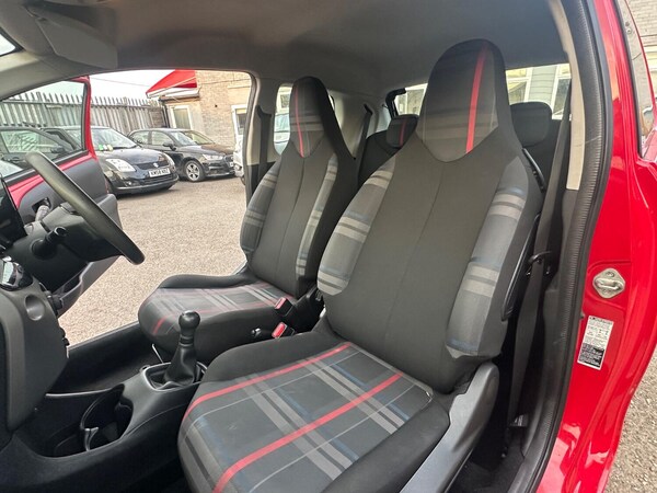 Used Peugeot 108 2015 for sale - 76177049: Photo 21