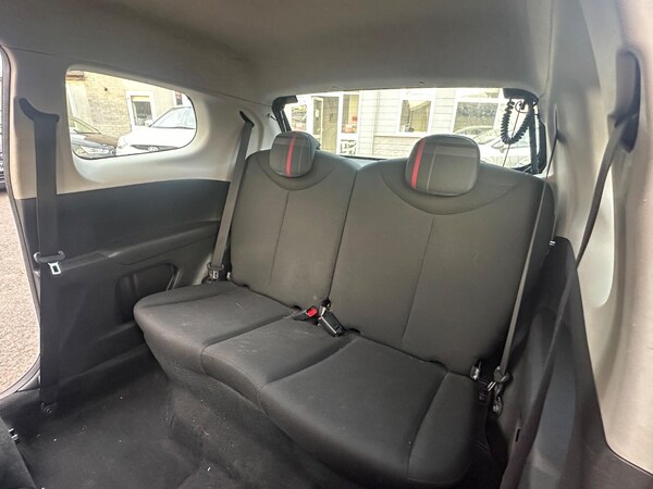 Used Peugeot 108 2015 for sale - 76177049: Photo 24