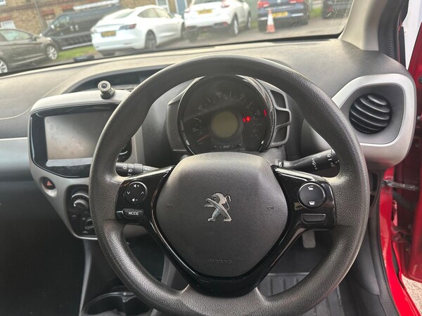 Used Peugeot 108 2015 for sale - 76177049: Photo 29