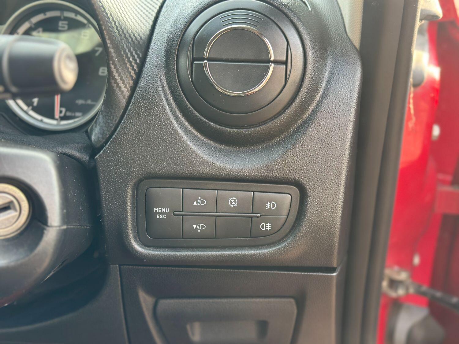 Used Alfa Romeo MiTo 2012 for sale - 77195498: Photo 26