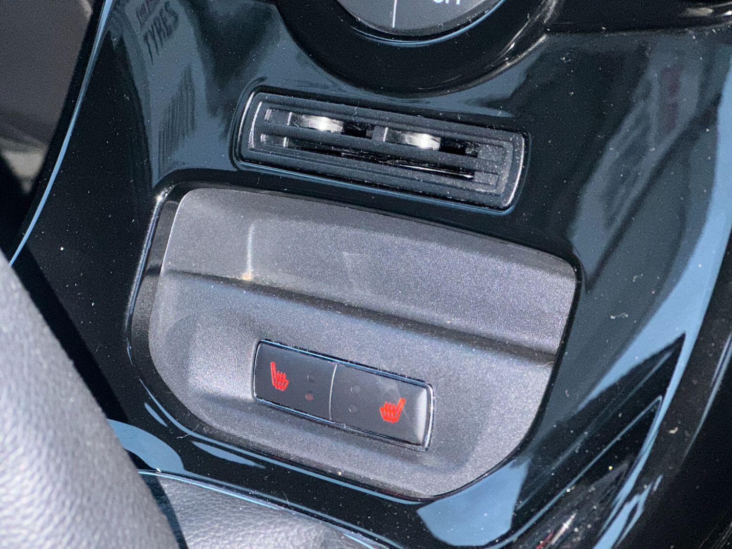 Used Ford Fiesta 2016 for sale - 76030691: Photo 10