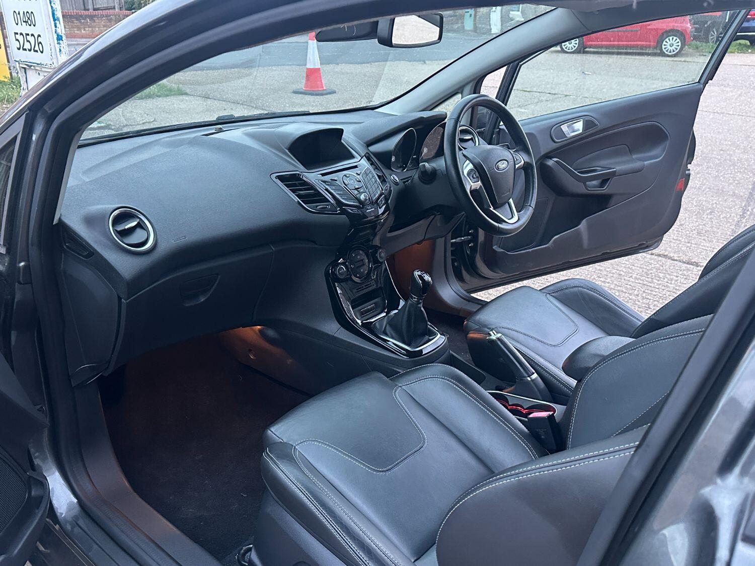 Used Ford Fiesta 2016 for sale - 76030691: Photo 14