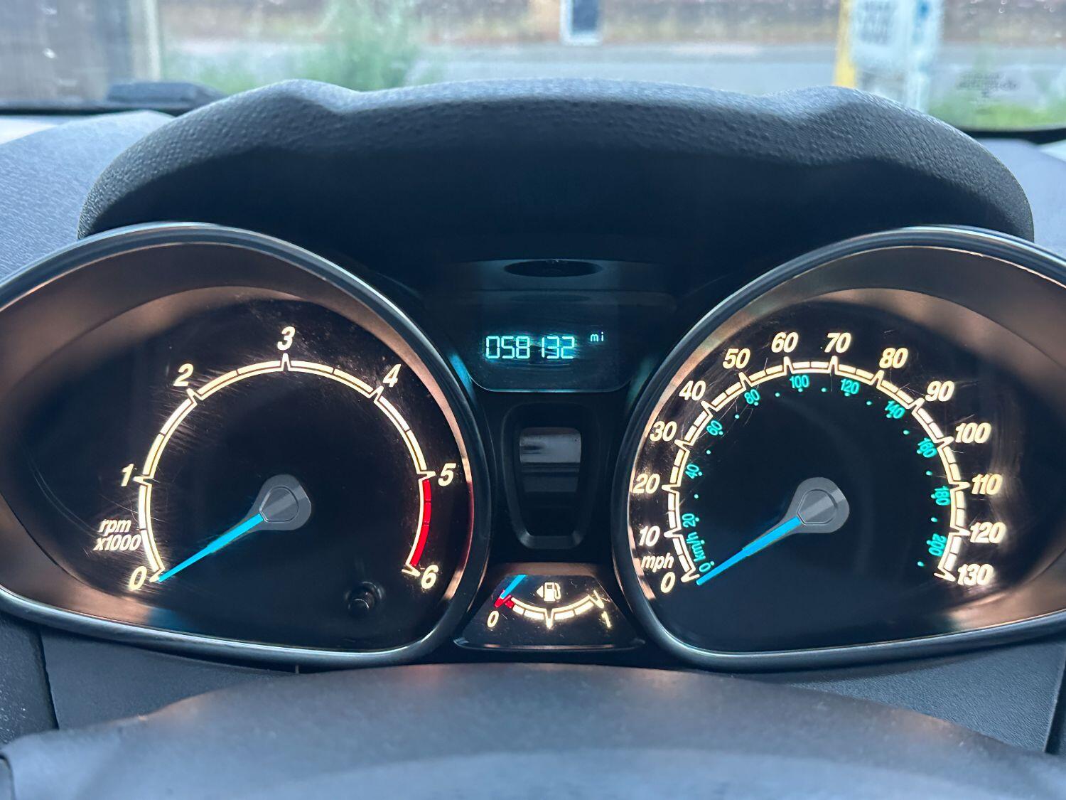 Used Ford Fiesta 2016 for sale - 76030691: Photo 15