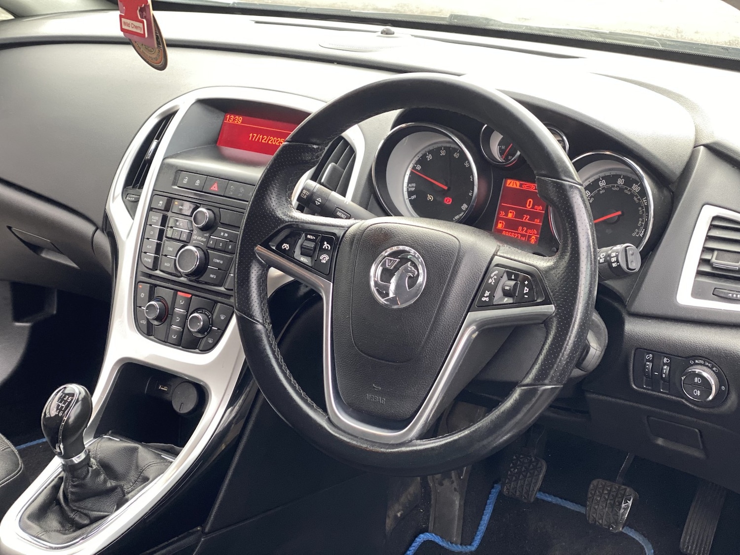 Used Vauxhall Astra GTC 2015 for sale - 76982785: Photo 12