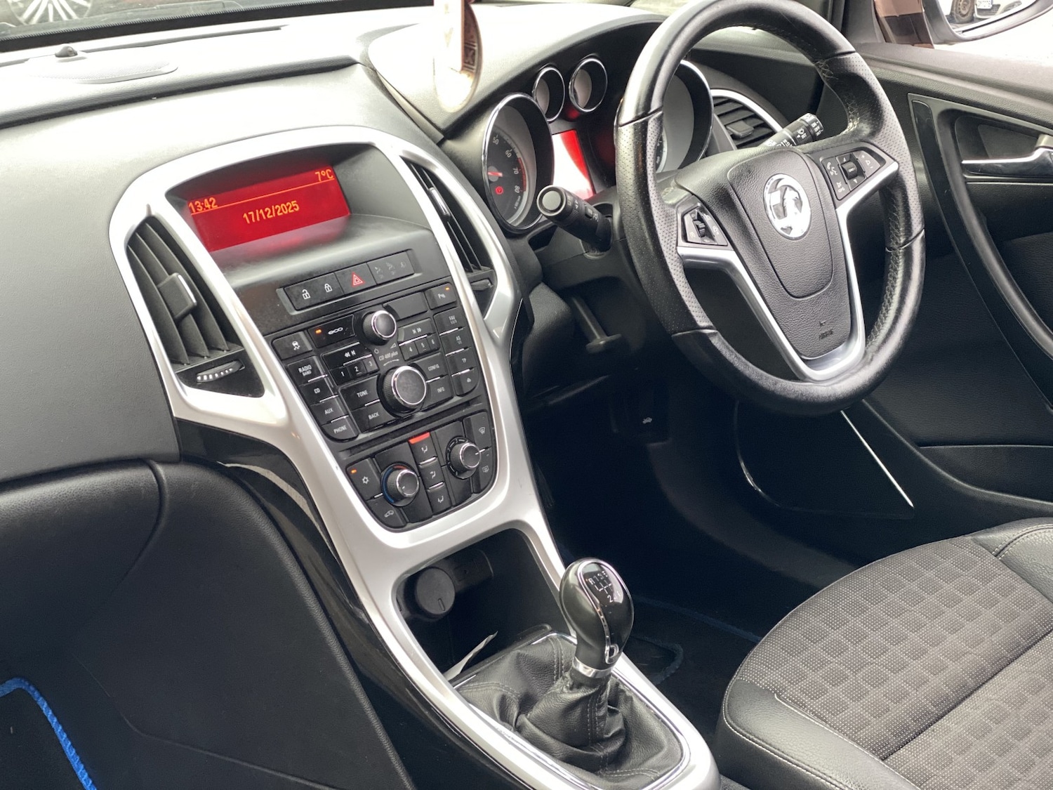 Used Vauxhall Astra GTC 2015 for sale - 76982785: Photo 21