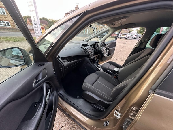 Used Vauxhall Zafira Tourer 2013 for sale - 75706123: Photo 29