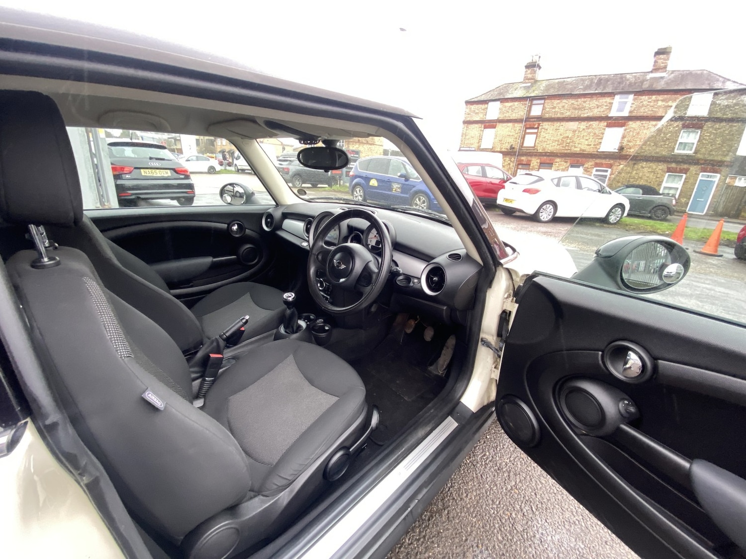 Used MINI Hatch 2010 for sale - 77616358: Photo 14