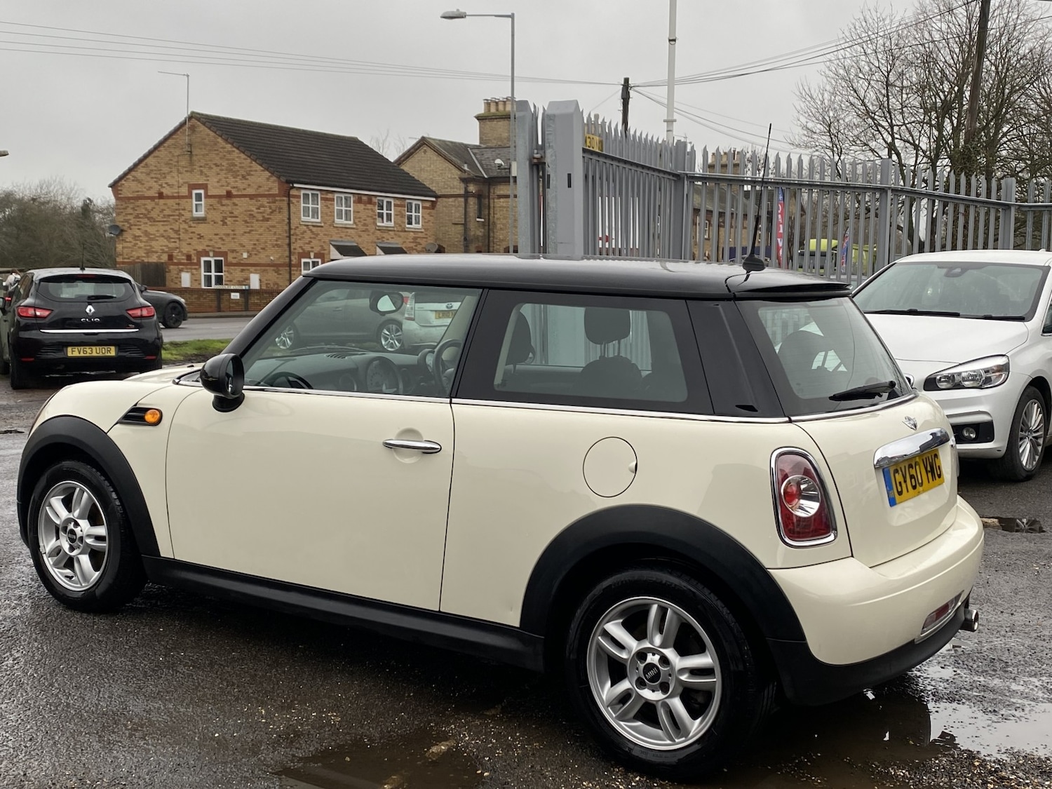Used MINI Hatch 2010 for sale - 77616358: Photo 6