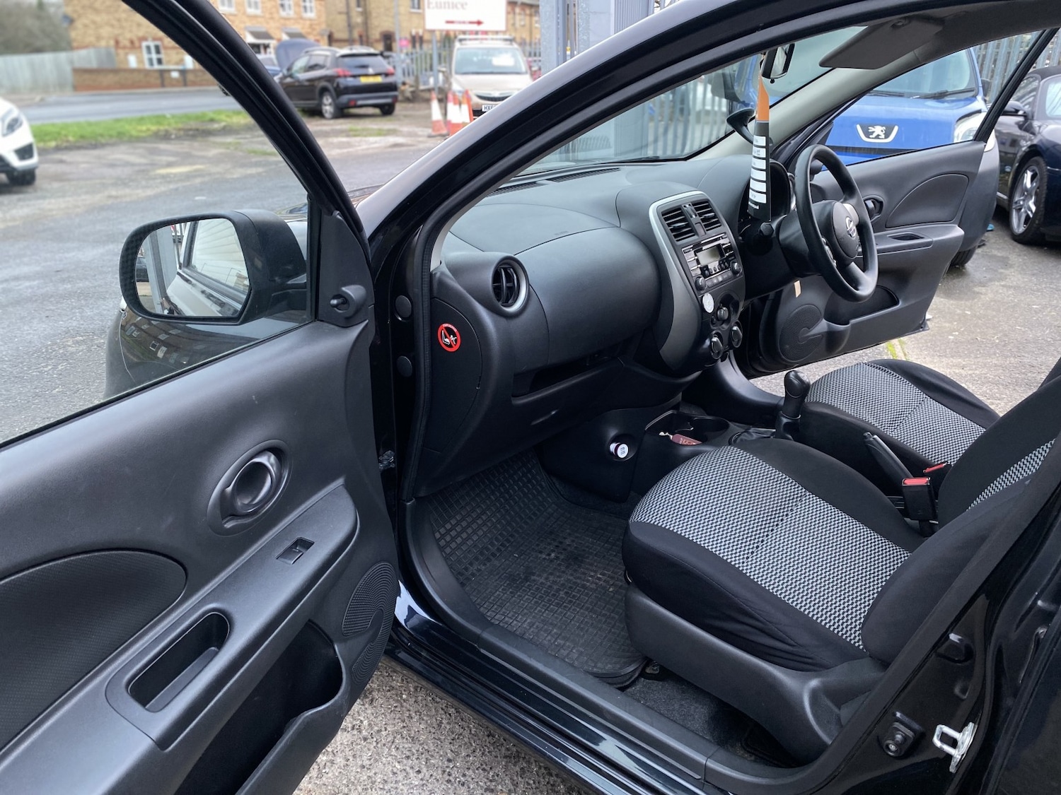 Used Nissan Micra 2016 for sale - 77901312: Photo 3