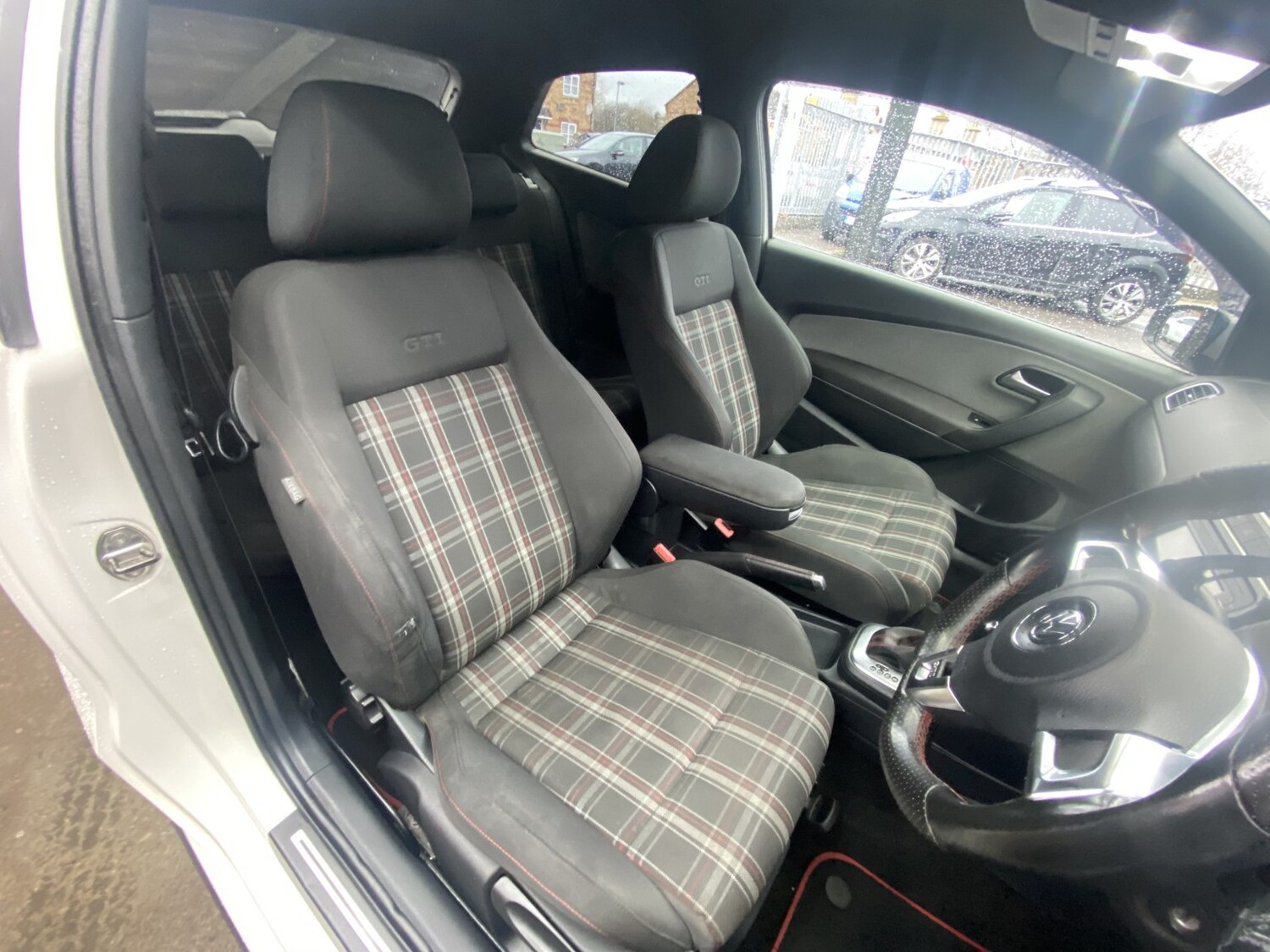 Used Volkswagen Polo 2012 for sale - 77350150: Photo 32