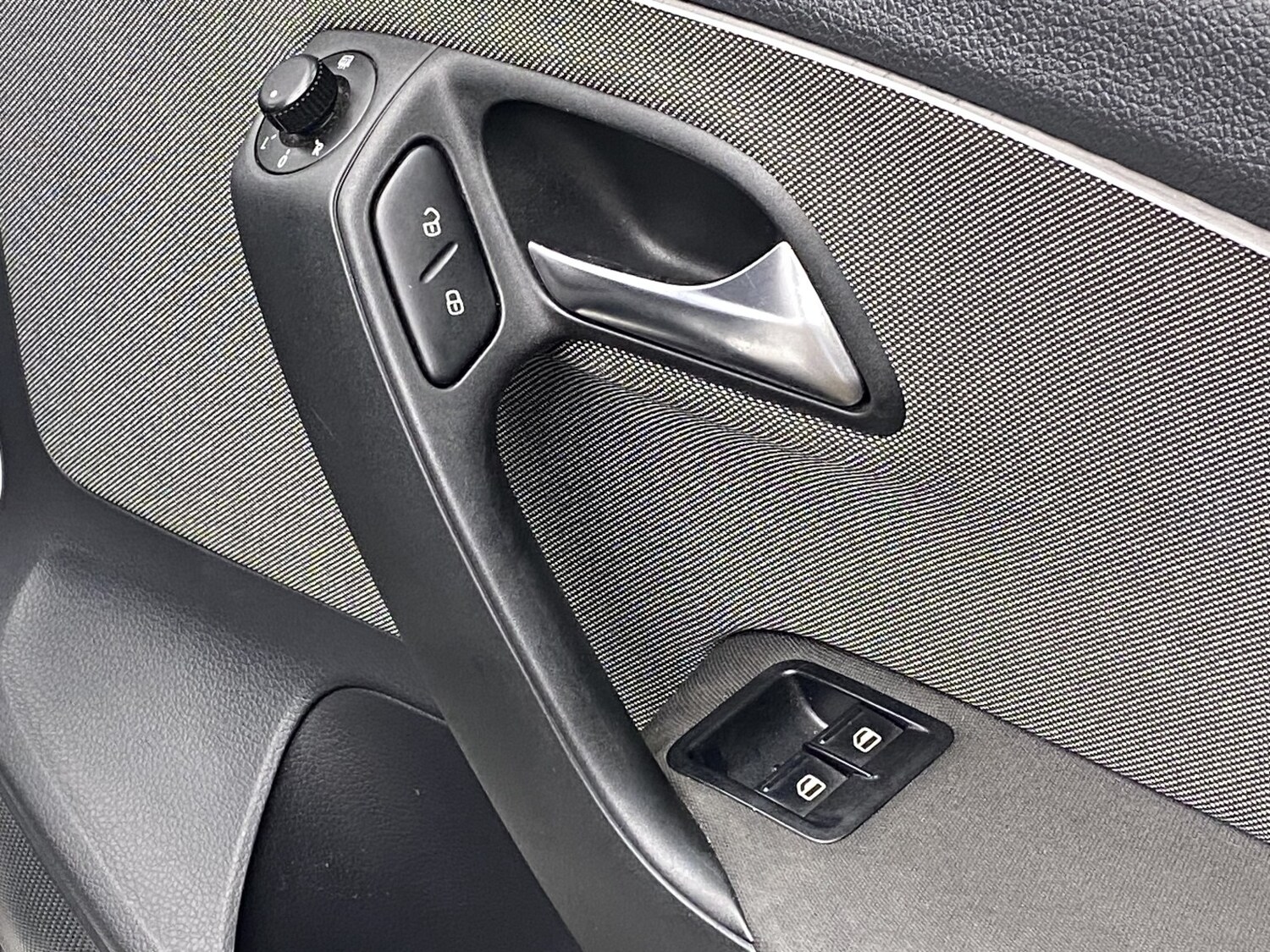 Used Volkswagen Polo 2012 for sale - 77350150: Photo 42