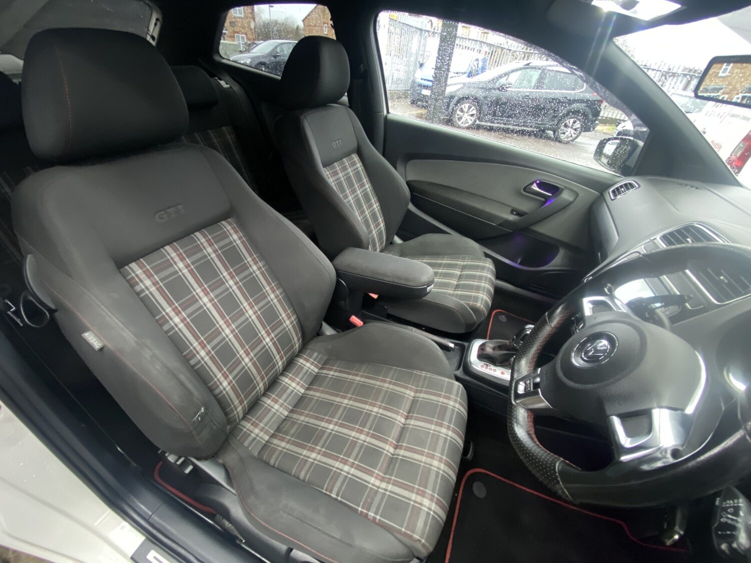 Used Volkswagen Polo 2012 for sale - 77350150: Photo 43