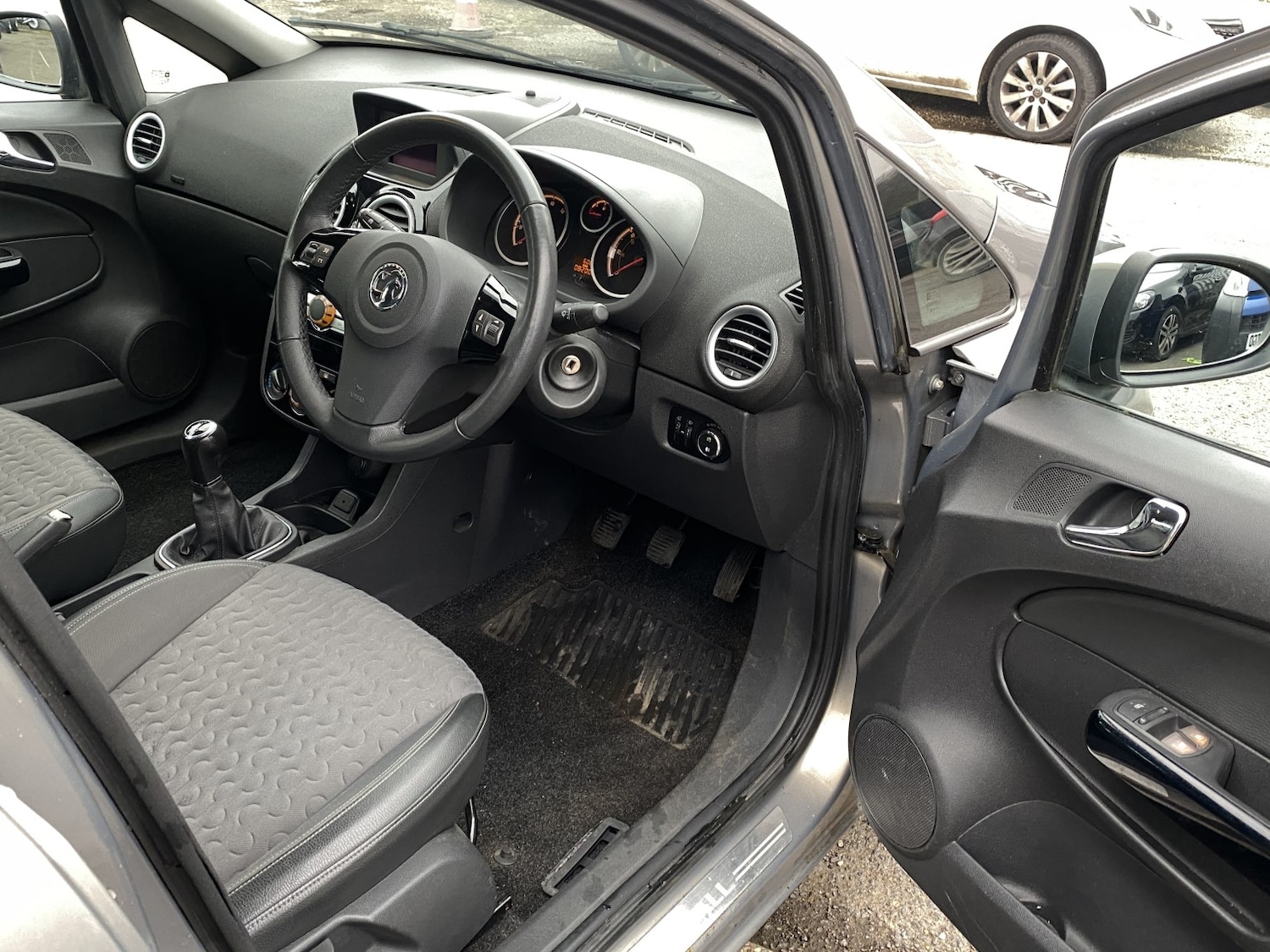 Used Vauxhall Corsa 2013 for sale - 77522029: Photo 18