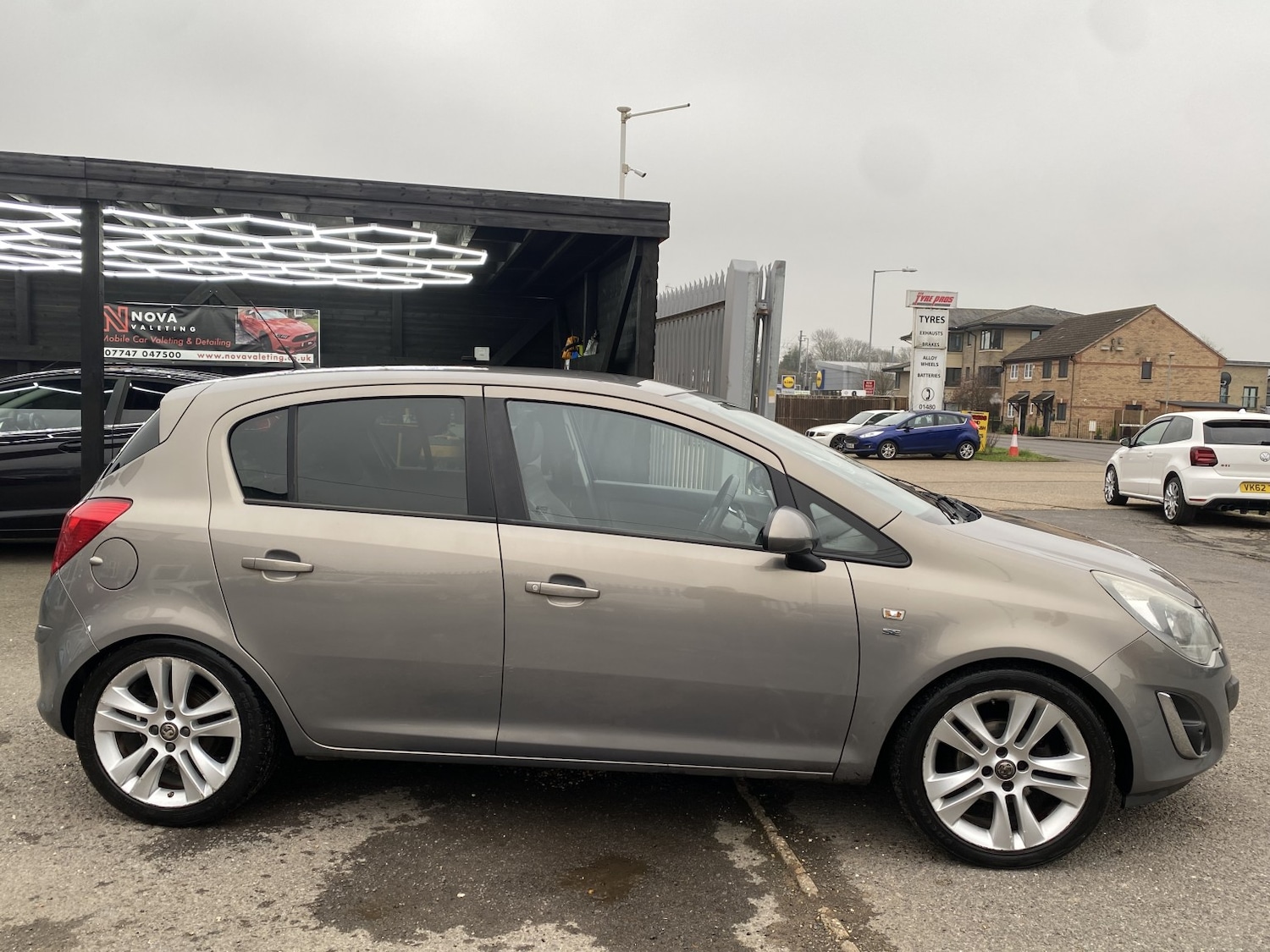 Used Vauxhall Corsa 2013 for sale - 77522029: Photo 9