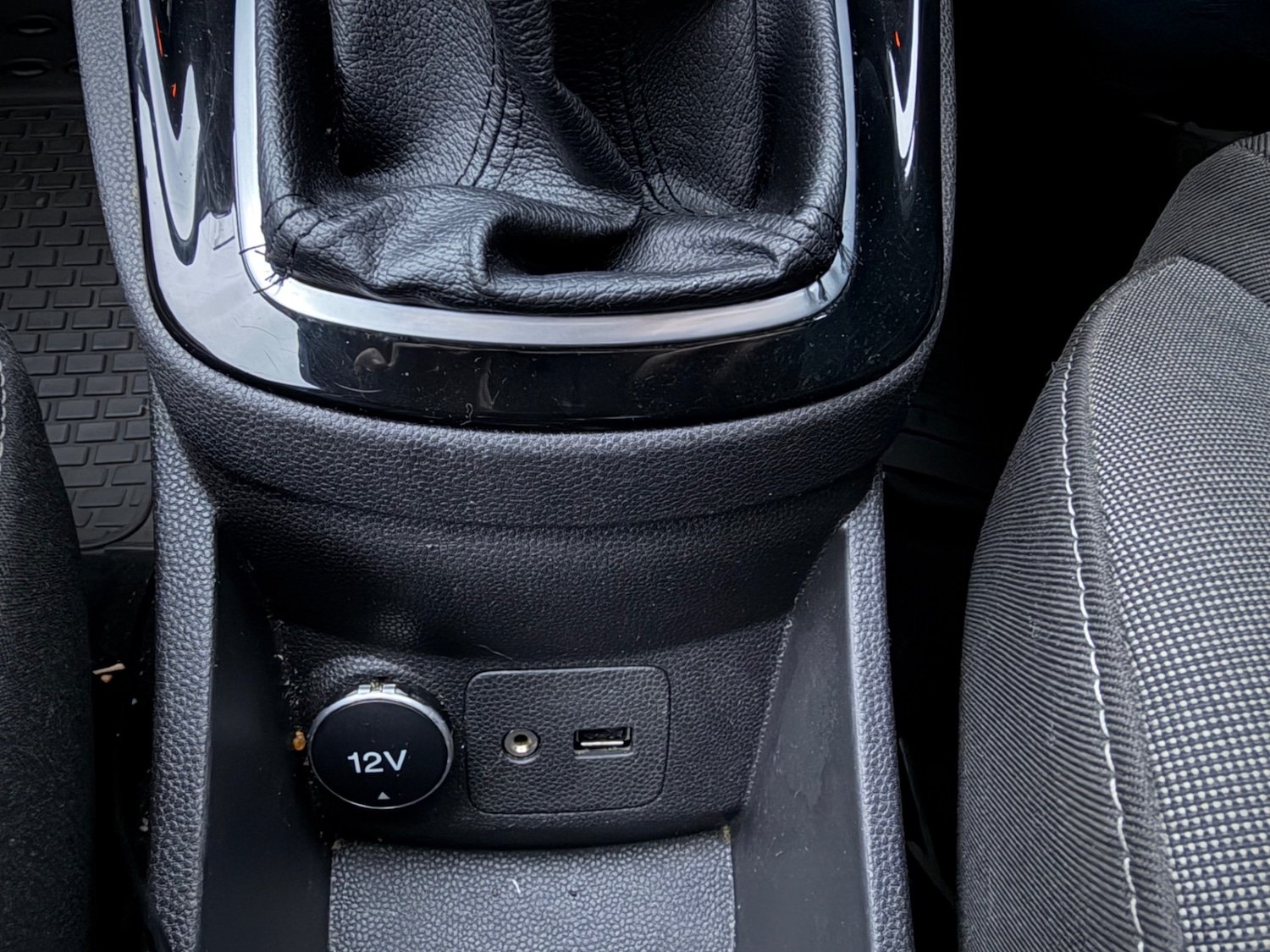 Used Ford Fiesta 2014 for sale - 77406510: Photo 14