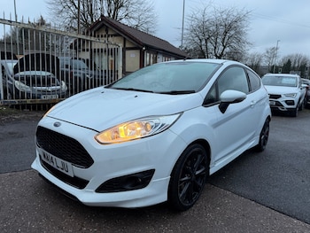Used Ford Fiesta 2014 for sale - 77406510: Photo