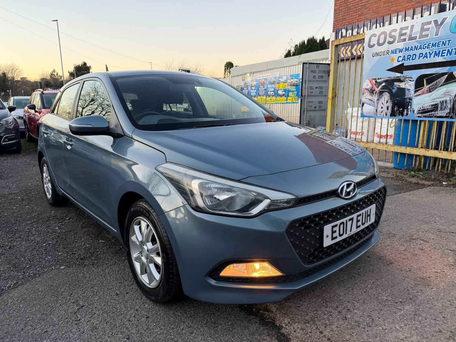 Used Hyundai i20 2017 for sale - 76682462: Photo 2