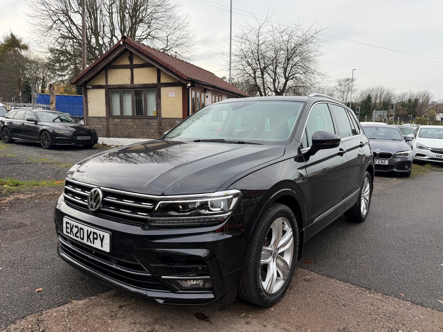 Used Volkswagen Tiguan 2020 for sale - 76492128: Photo 1