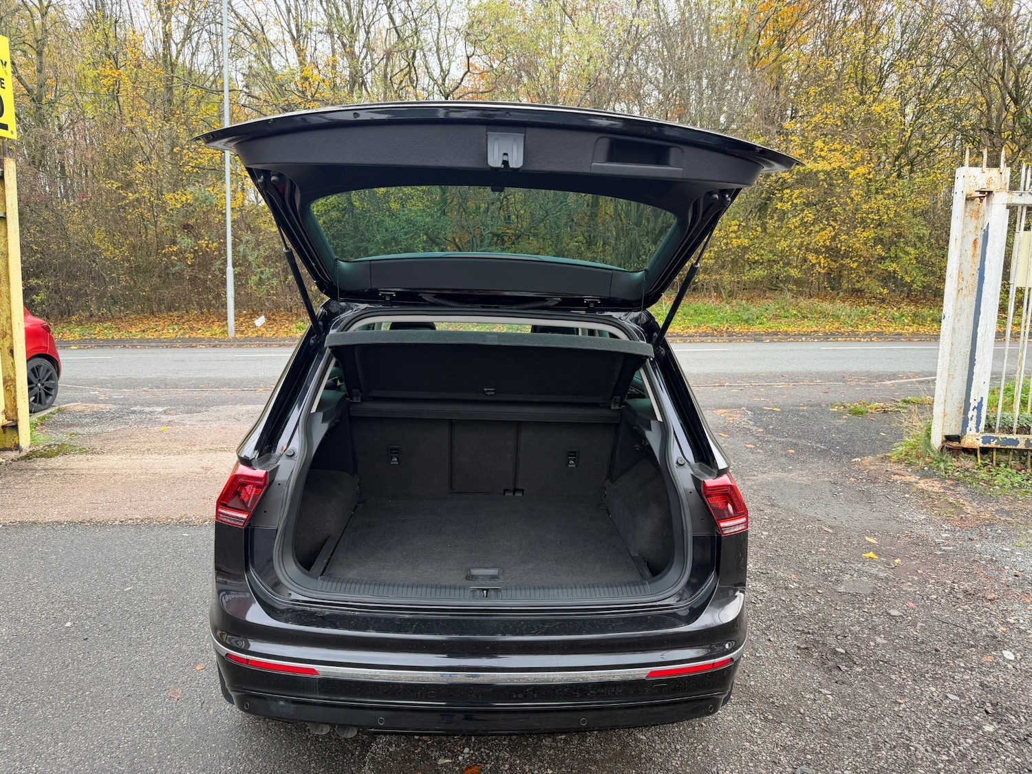 Used Volkswagen Tiguan 2020 for sale - 76492128: Photo 21