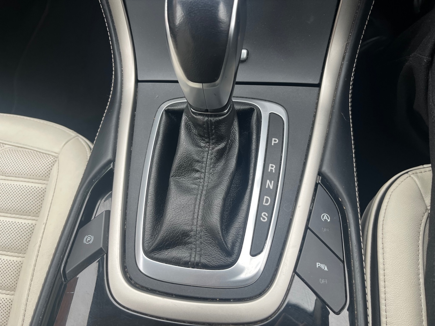 Used Ford S-Max 2016 for sale - 76413272: Photo 9