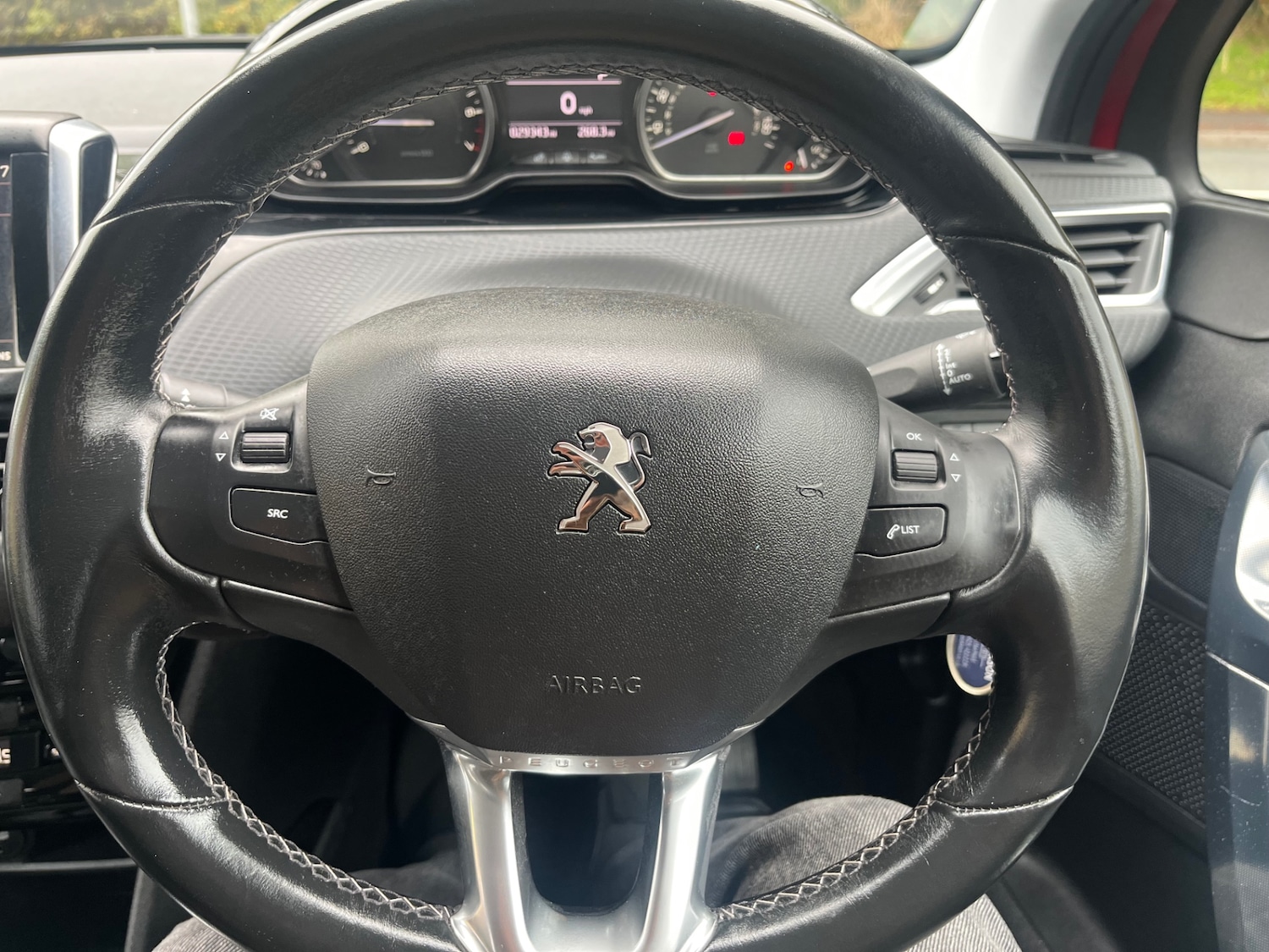 Used Peugeot 2008 2017 for sale - 76231941: Photo 13