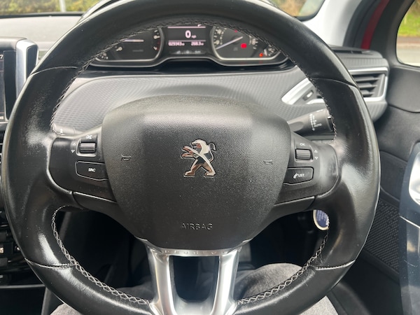 Used Peugeot 2008 2017 for sale - 76231941: Photo 13