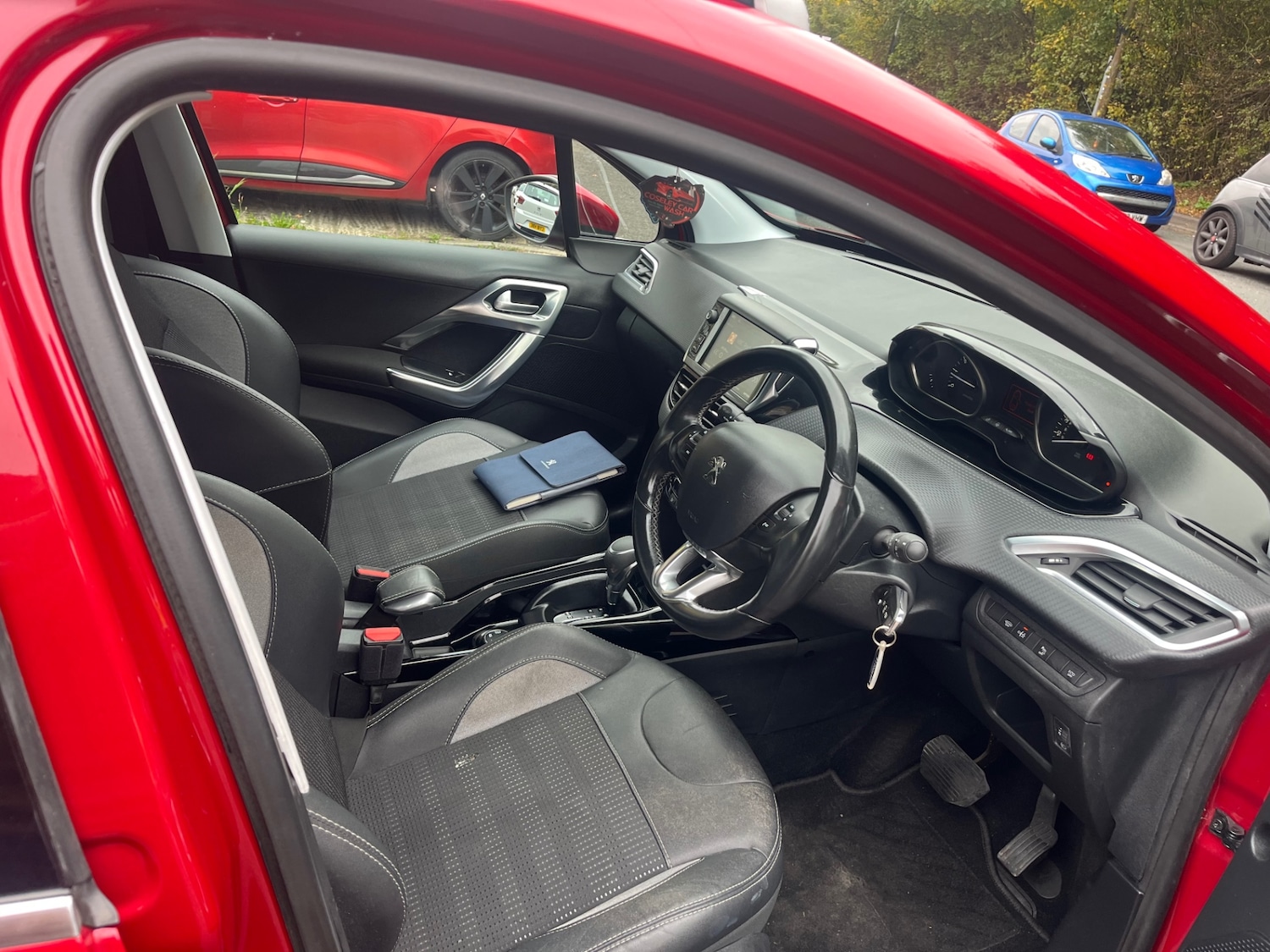 Used Peugeot 2008 2017 for sale - 76231941: Photo 5