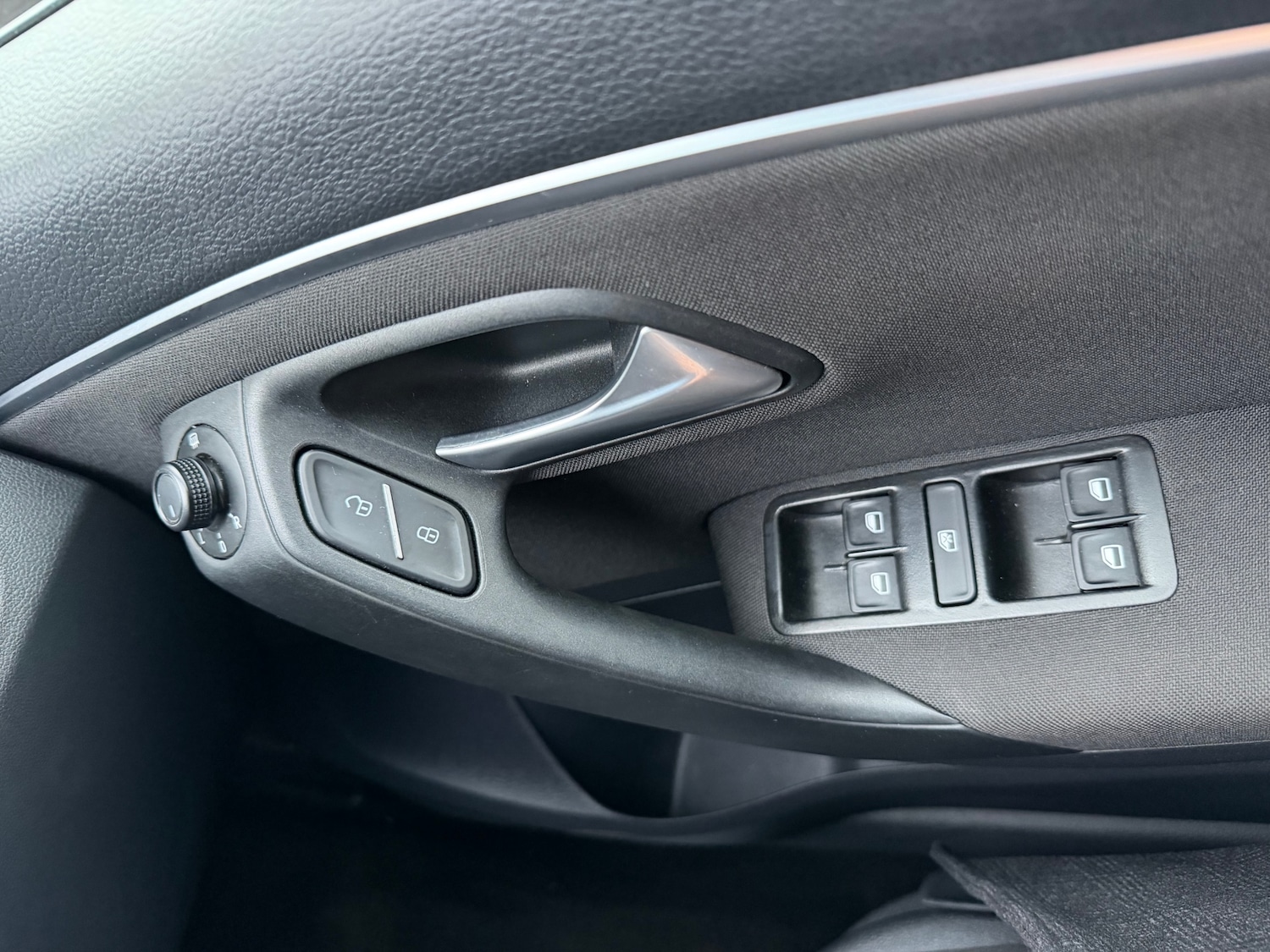 Used Volkswagen Polo 2016 for sale - 76860449: Photo 12