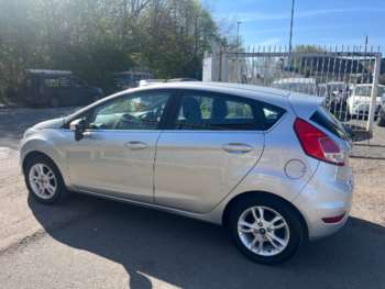Used Ford Fiesta 2016 for sale - 74330337: Photo
