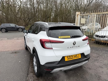 Used Renault Captur 2021 for sale - 77502278: Photo