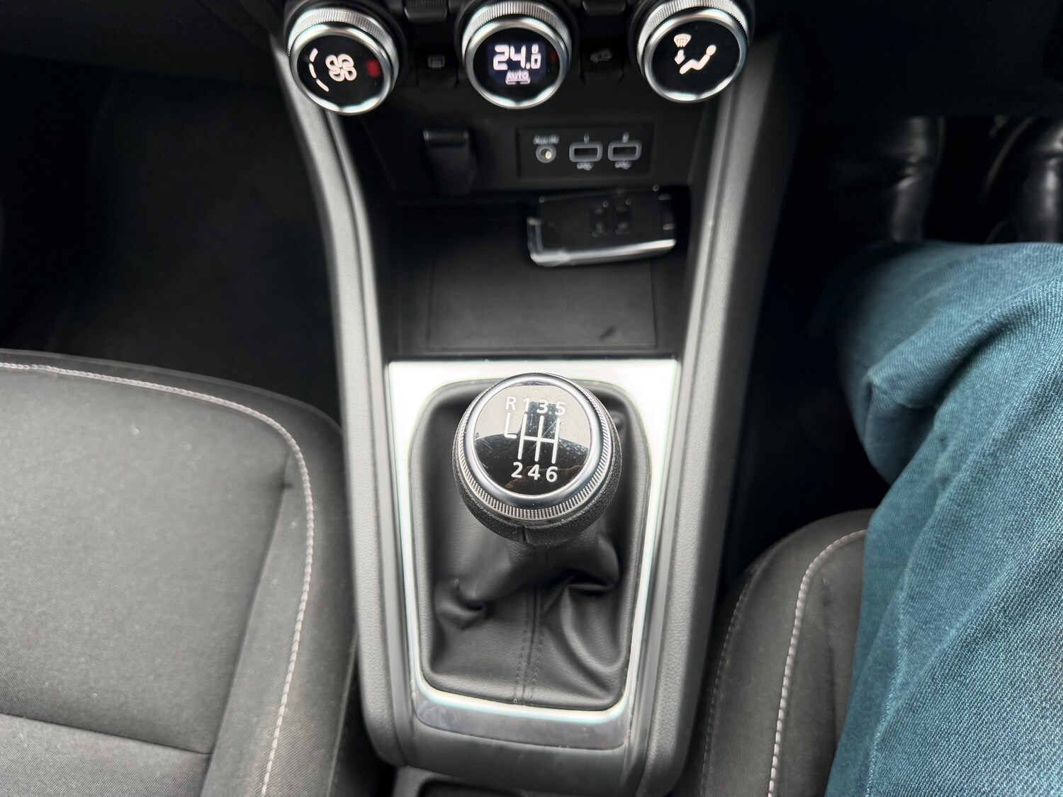 Used Renault Captur 2021 for sale - 77502278: Photo 8