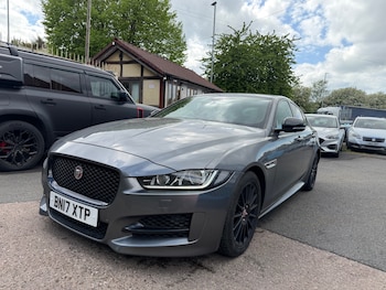 Used Jaguar XE 2017 for sale - 78555800: Photo
