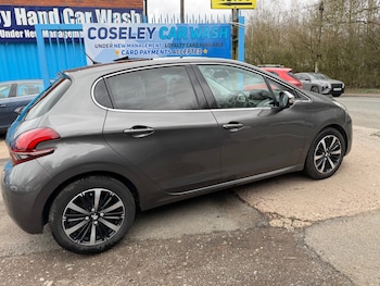 Used Peugeot 208 2018 for sale - 77677156: Photo
