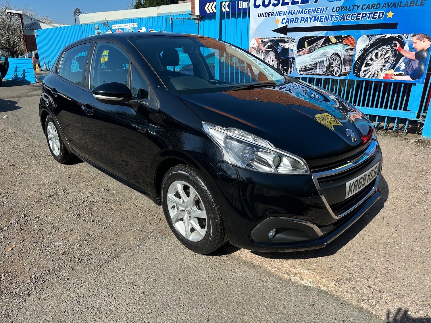 Used Peugeot 208 2019 for sale - 78177124: Photo 2
