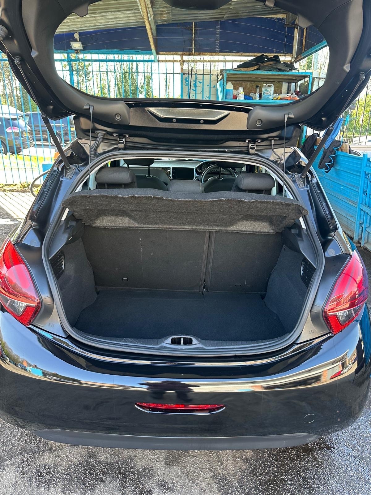 Used Peugeot 208 2019 for sale - 78177124: Photo 8