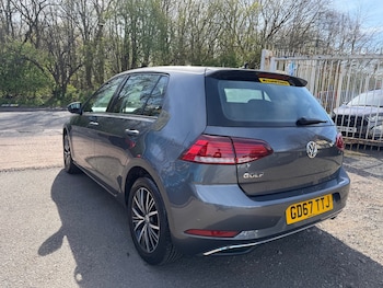 Used Volkswagen Golf 2018 for sale - 78144285: Photo