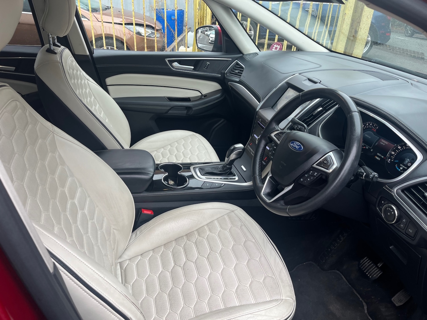 Used Ford S-Max 2016 for sale - 77198090: Photo 5