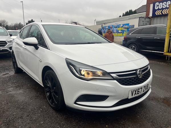 Used Vauxhall Astra 2017 for sale - 73688588: Photo 2