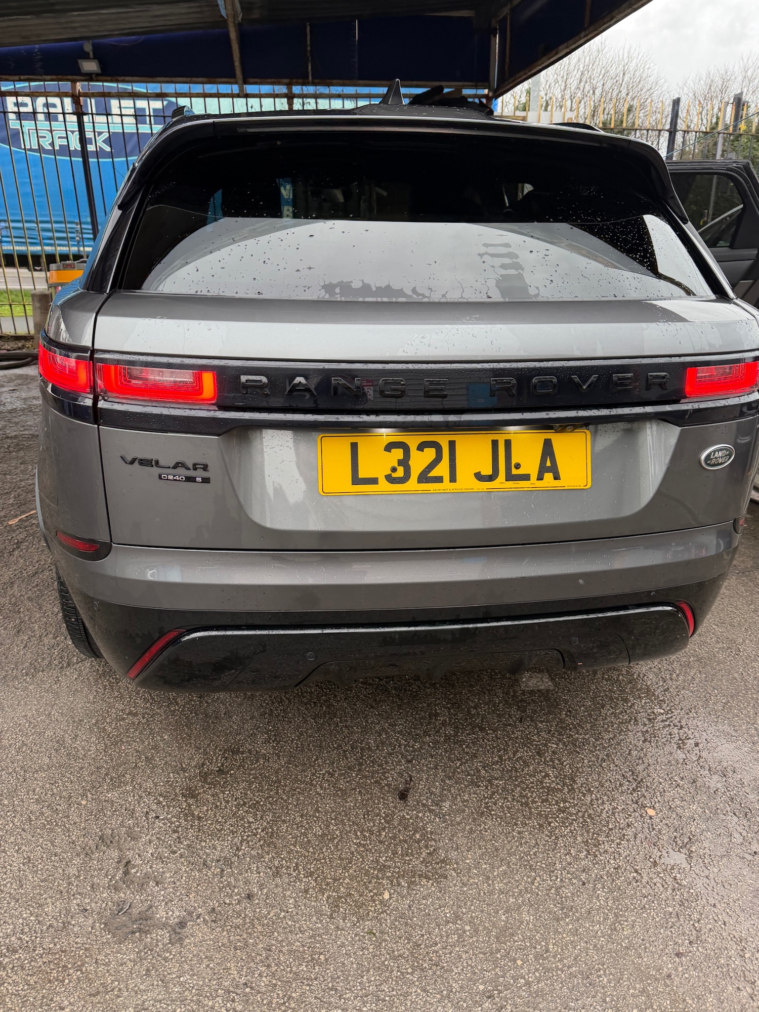 Used Land Rover Range Rover Velar 2018 for sale - 76860000: Photo 18