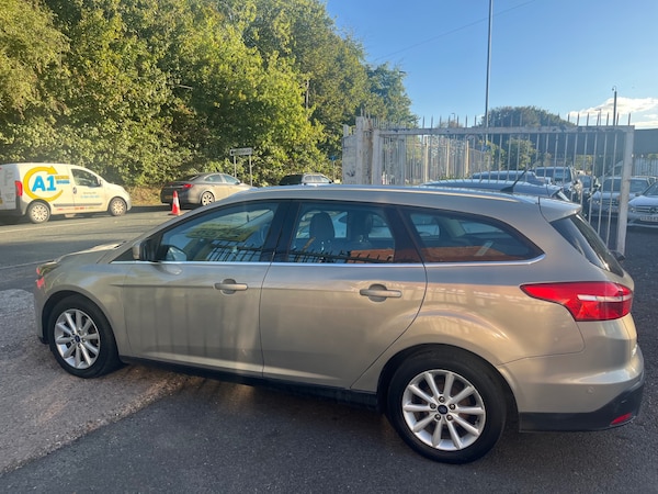 Used Ford Focus 2015 for sale - 76143670: Photo 8
