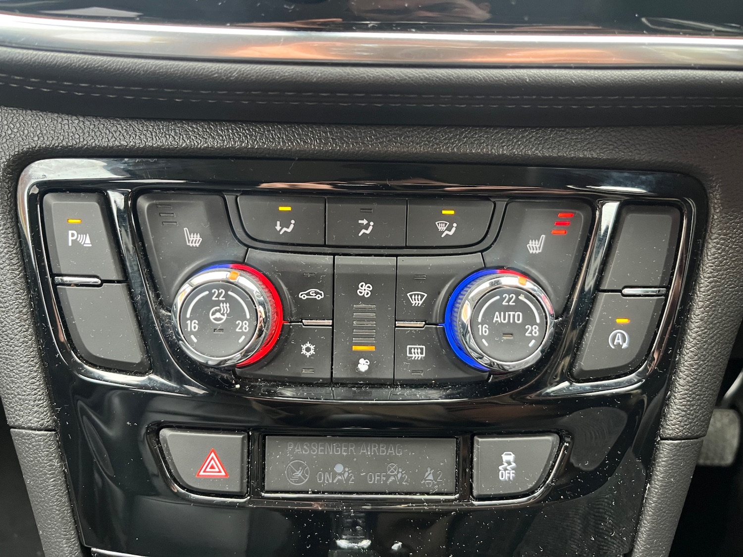 Used Vauxhall Mokka X 2017 for sale - 76263576: Photo 8