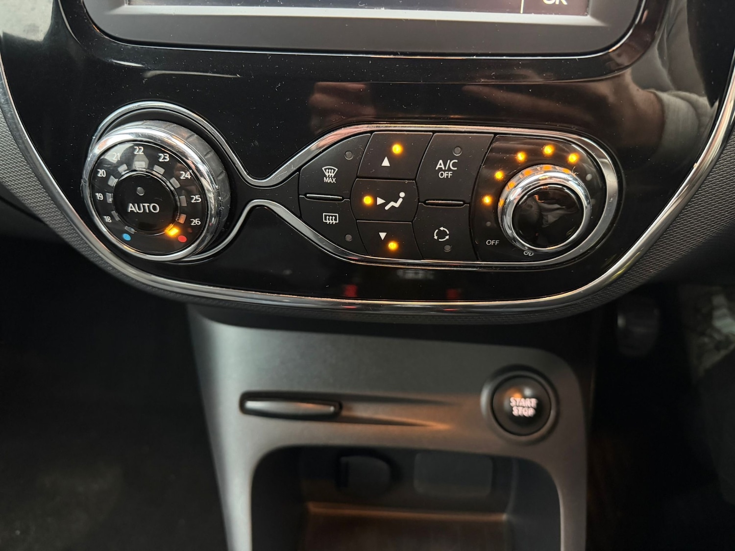 Used Renault Captur 2016 for sale - 76588486: Photo 9