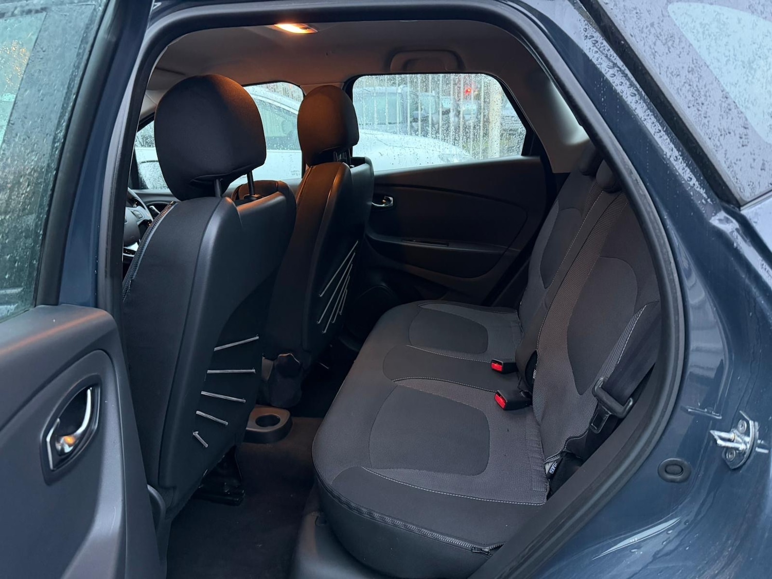 Used Renault Captur 2015 for sale - 76588498: Photo 10