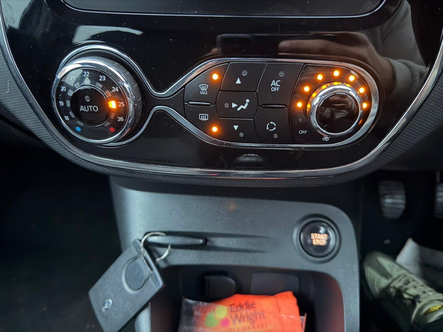 Used Renault Captur 2015 for sale - 76588498: Photo 12