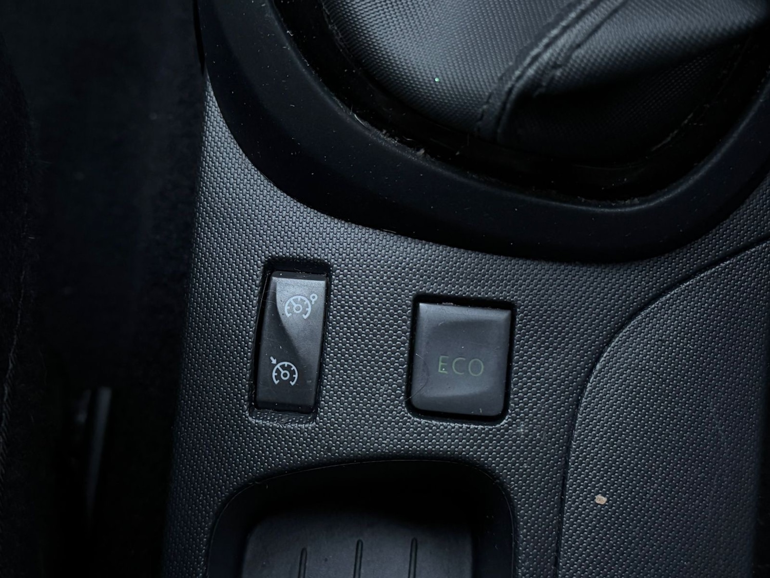 Used Renault Captur 2015 for sale - 76588498: Photo 13