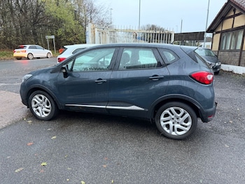 Used Renault Captur 2015 for sale - 76588498: Photo