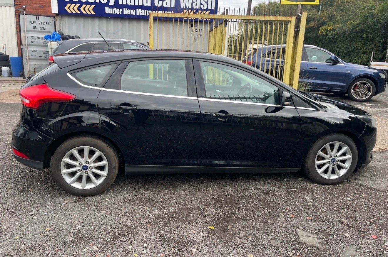 Used Ford Focus 2018 for sale - 76831222: Photo 4