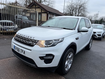 Land Rover Discovery Sport feature image